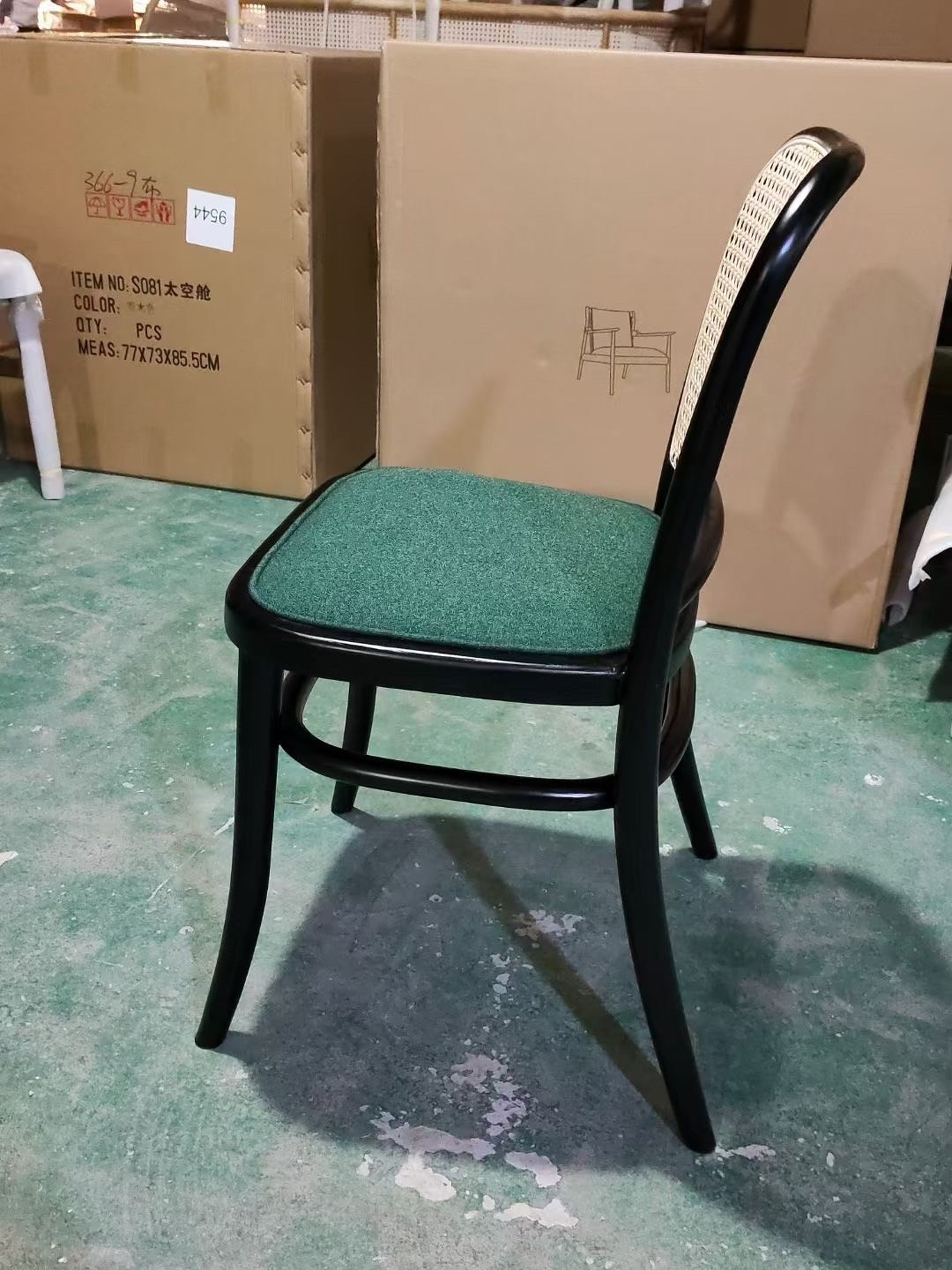 餐廳 - 單椅(無扶手) ACCE03316124