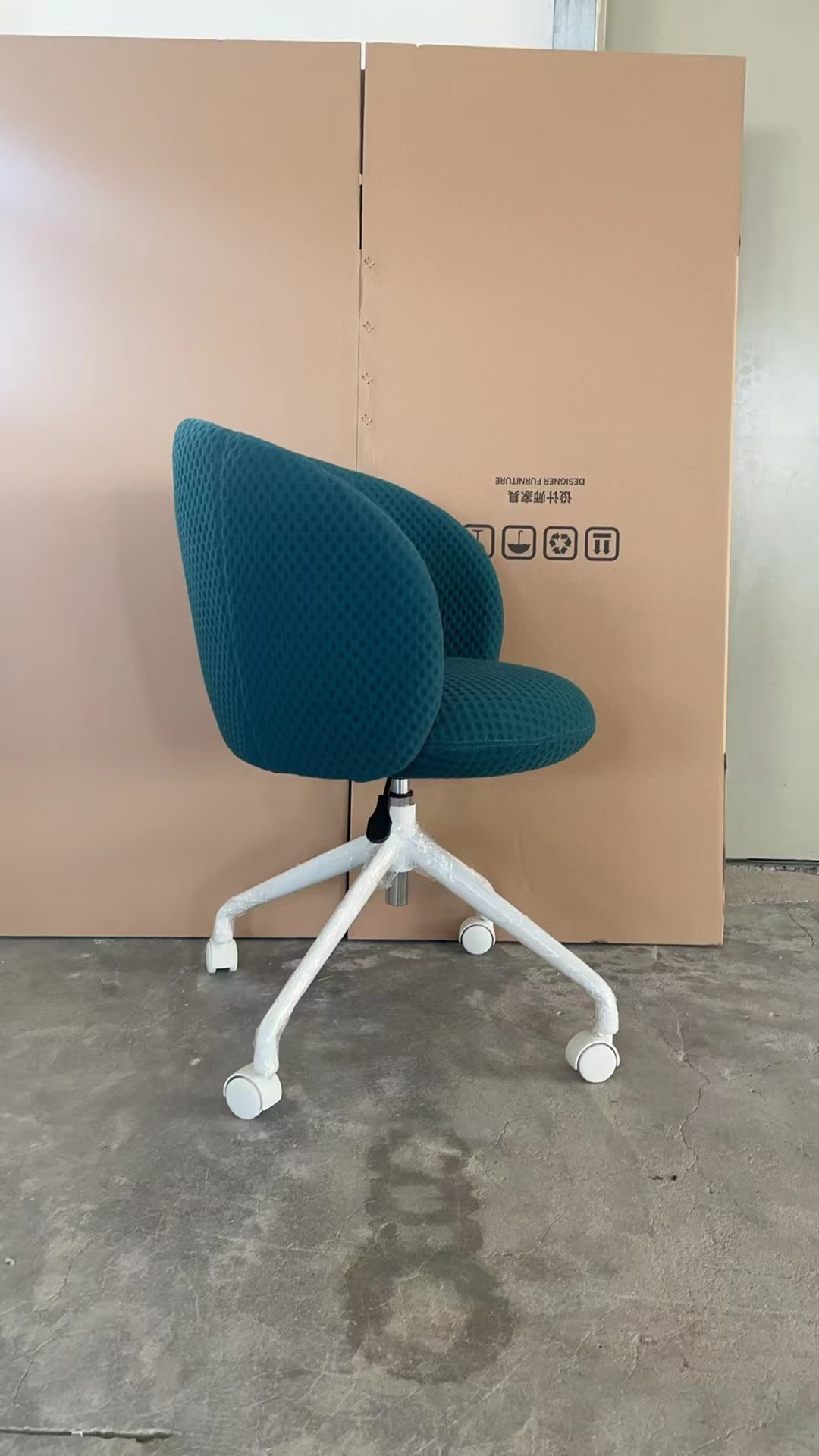 辦公家具 - 會議椅 ACCD01443525