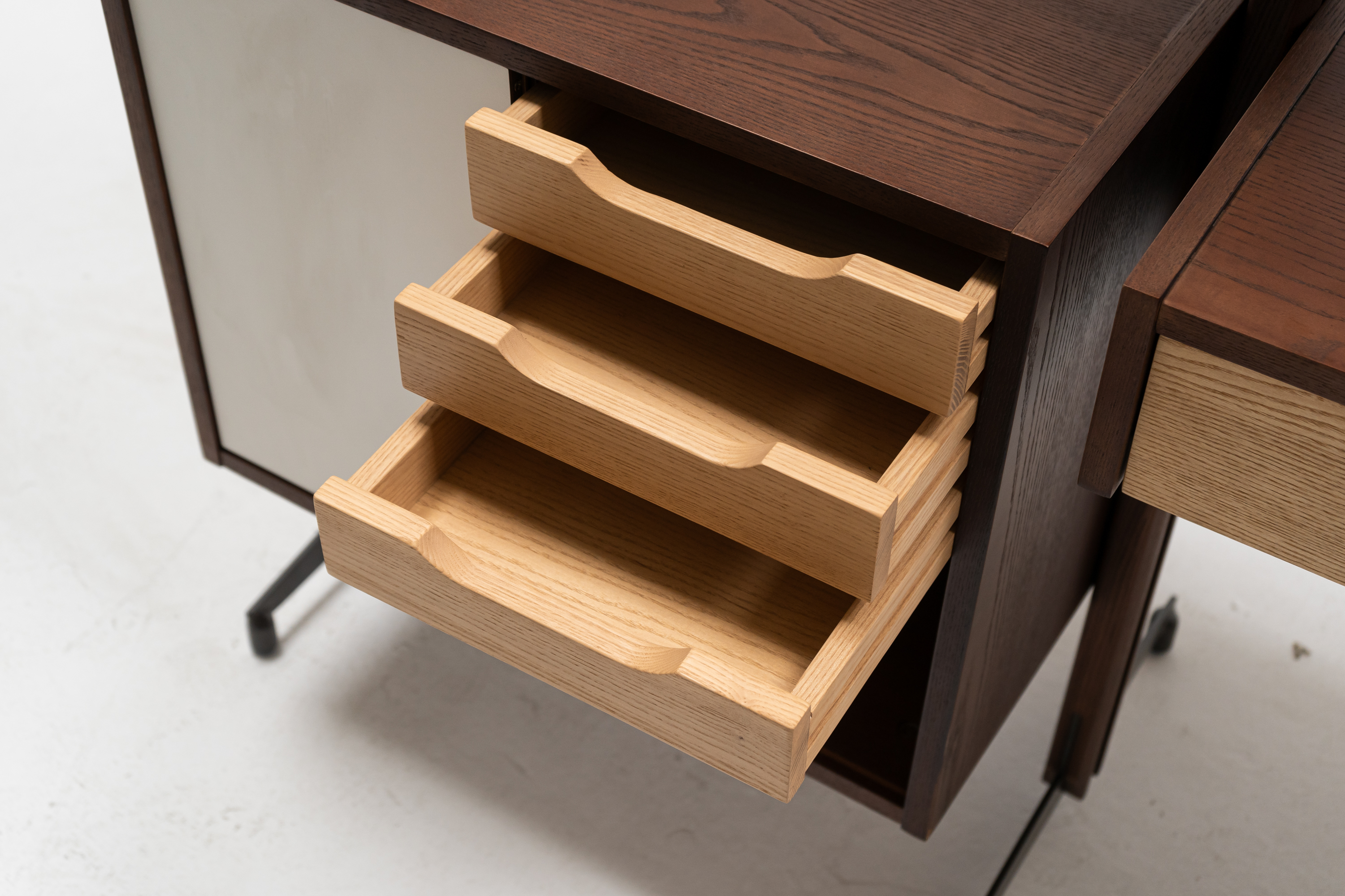 客廳 – 櫃子/層架ACCG12578825